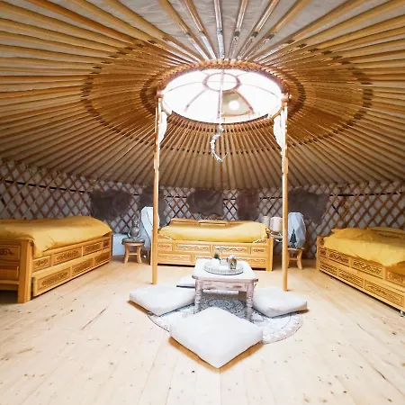 Yourte A Glamping