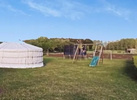 Luxussátor Yourte A Bourlon